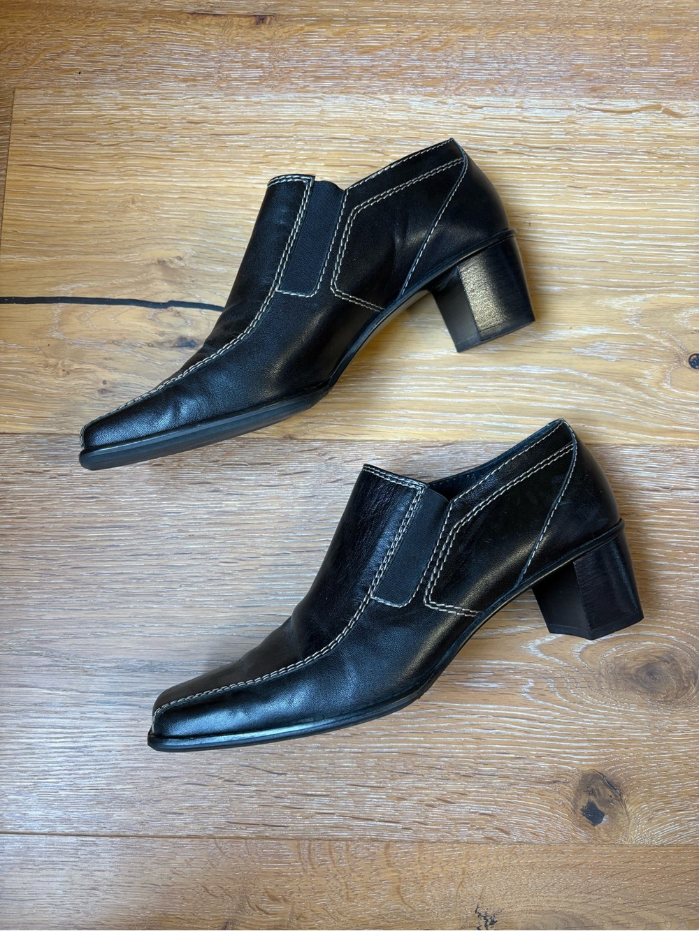 Roberto Capucci Vintage Italian Leather Square Toe Block Heel Pumps Size 8